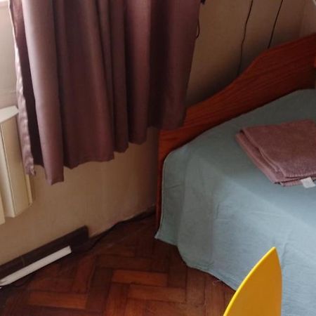 Quarto Individual Privativo Em Copacabana リオデジャネイロ エクステリア 写真